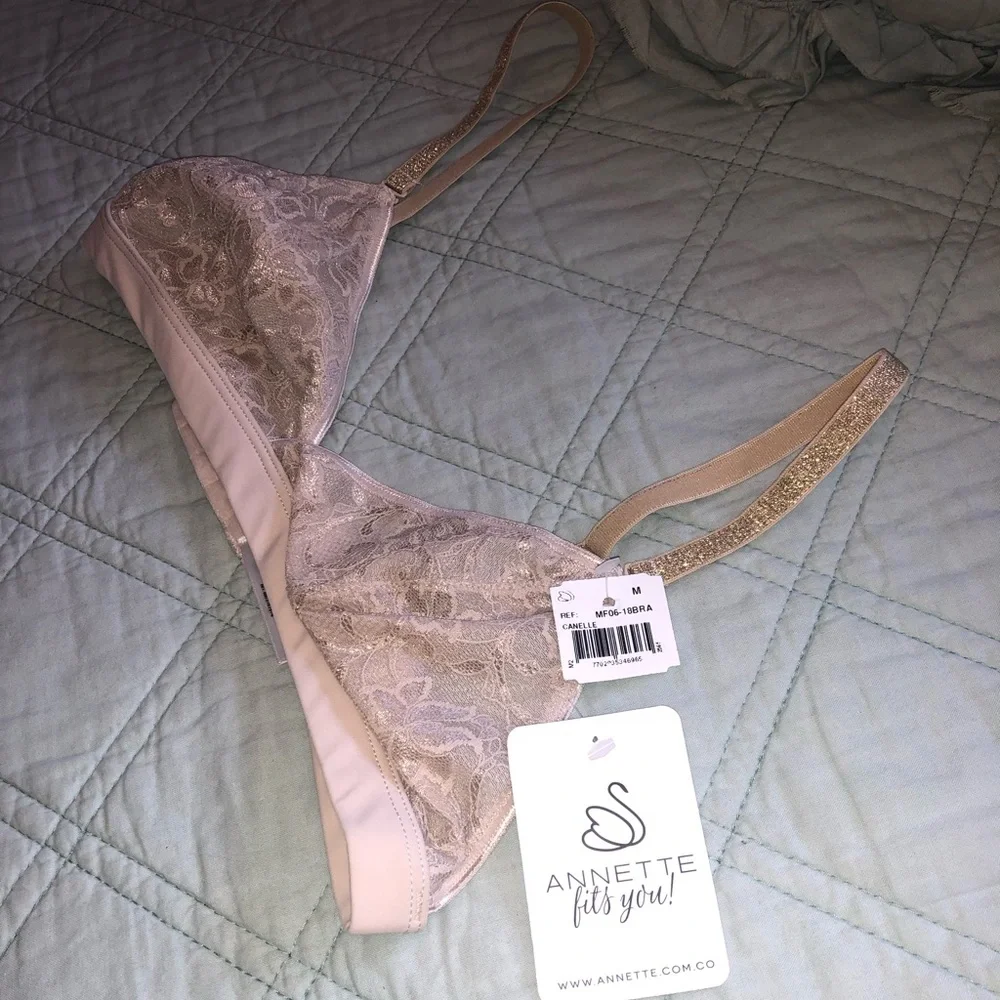 Annette lace bralette - Picture 2 of 4